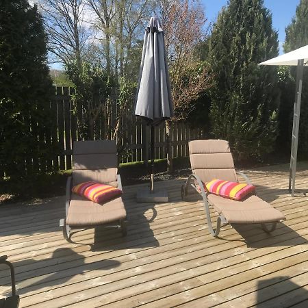 Skon Feriebolig Med Havudsigt I Naturskont Omrade Munkebo Exterior photo